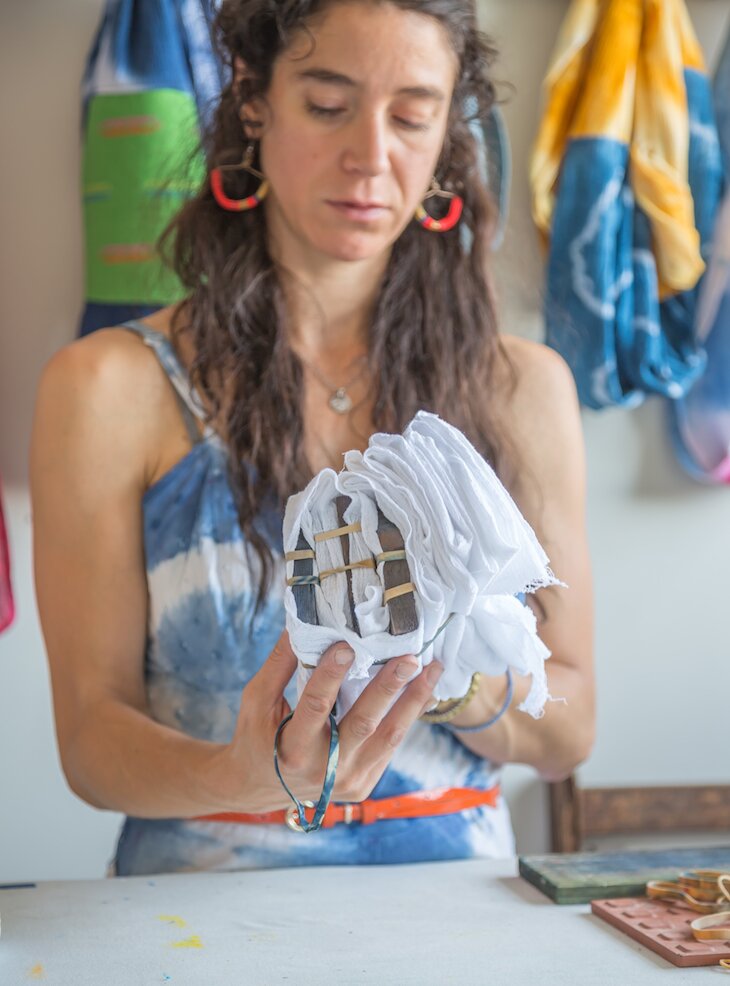 Interview with Annabella Sardelis of Indigo & Snow | Witchin' in the Kitchen